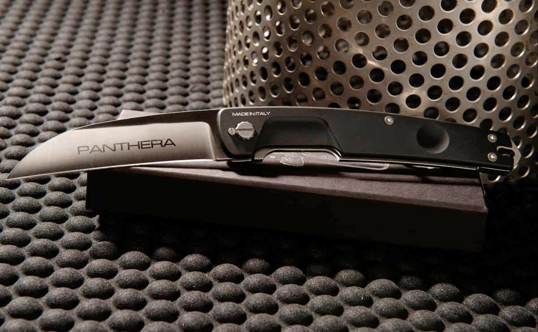 PANTHERA_SATIN.jpg?v=1675736372