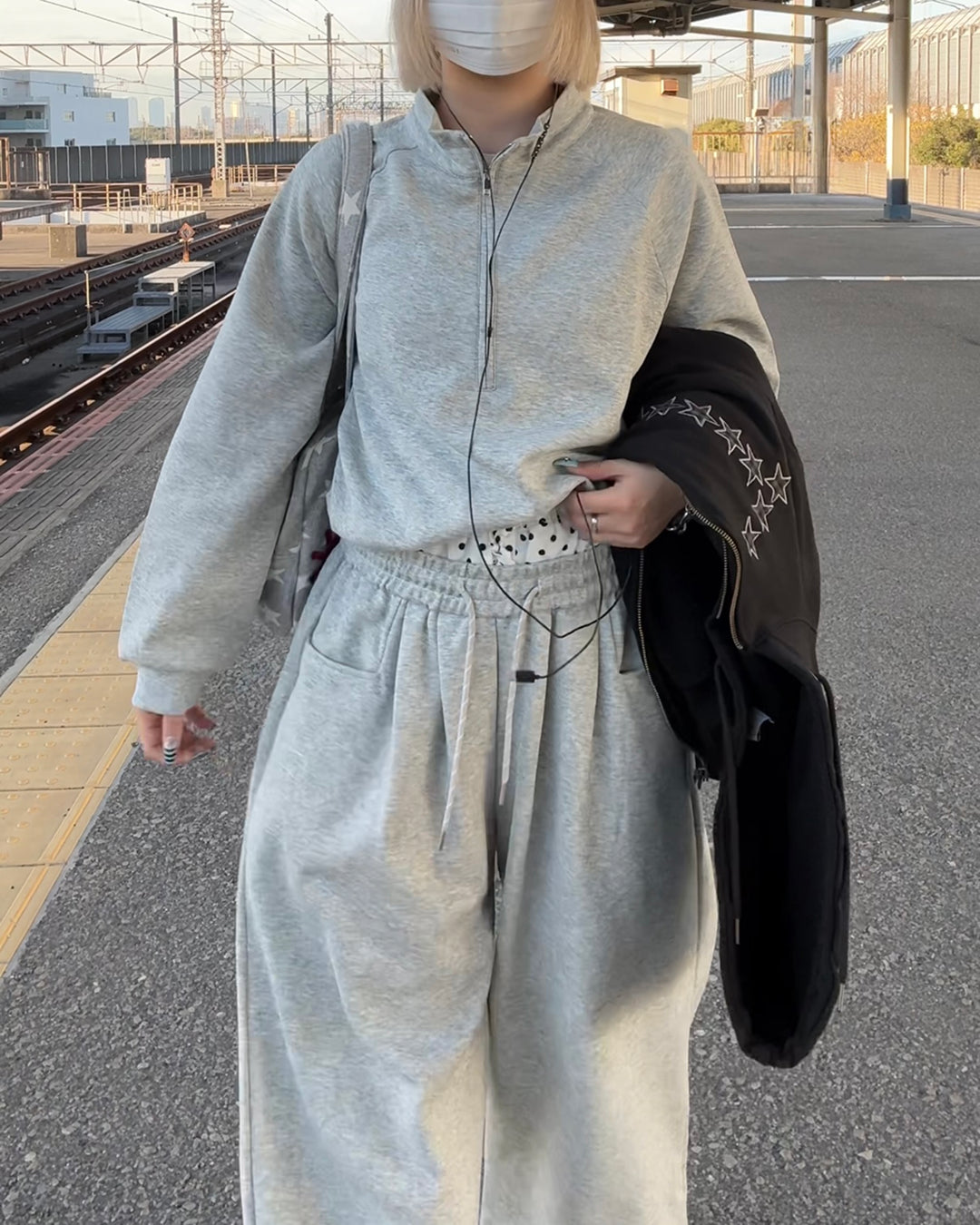 ハイネックカジュアルスウェットセットアップ KC0161 – YOLO（ヨロ