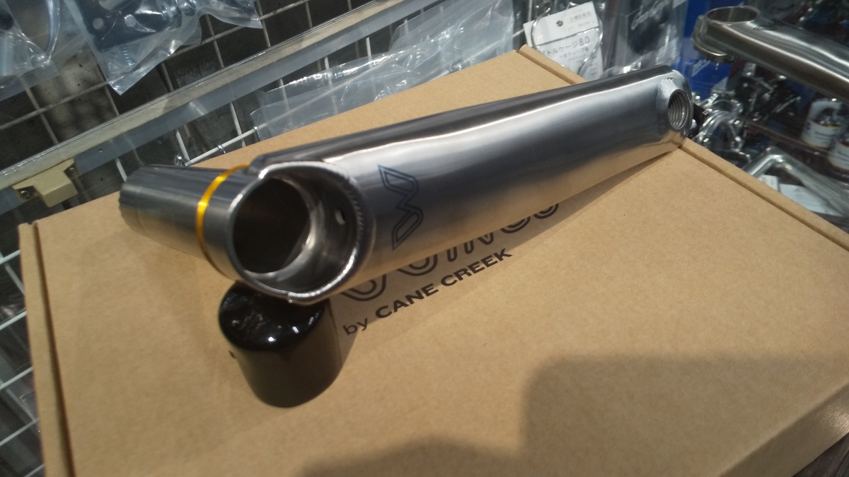 ITEM】所有感を満たしきってくれるロード用チタンクランクが入荷しま