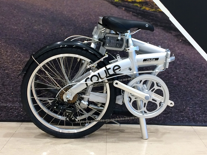 本格的な折りたたみ自転車が泥よけ付きで5万円！DAHONの入門モデル