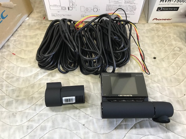 カロッツェリアの2カメラドレレコ、 #VREC-DZ700DLC 取付開始です