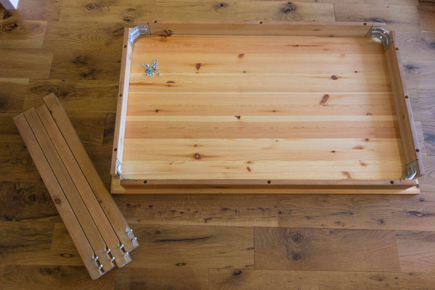 コスパ最強。IKEAの格安ダイニングテーブル、JOKKMOKK(ヨックモック)の