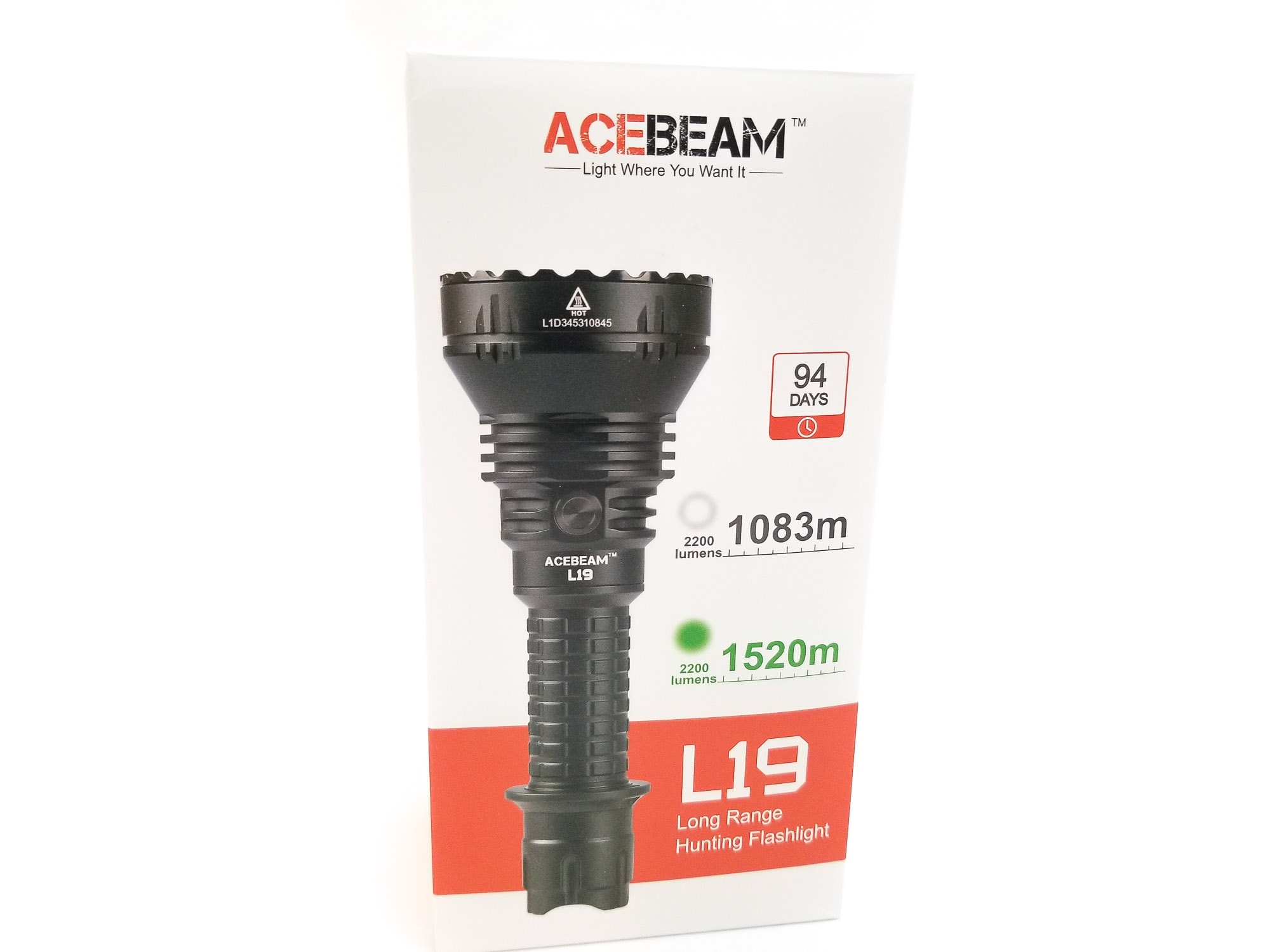 Acebeam L19 2.0 review | tactical light with 2,200 lumens & 293