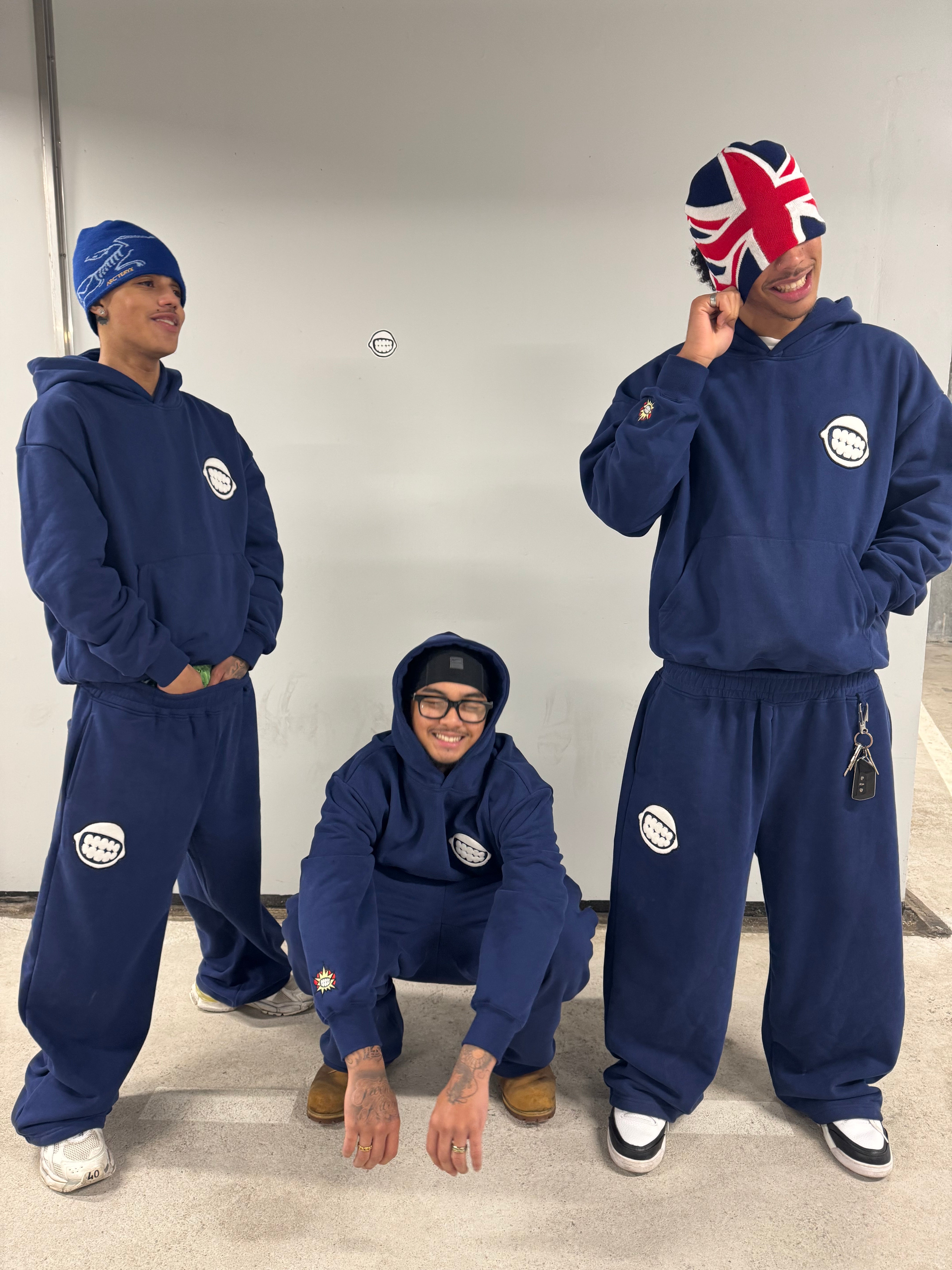 Smile Cozy Sweatsuit – 283thcaroyd