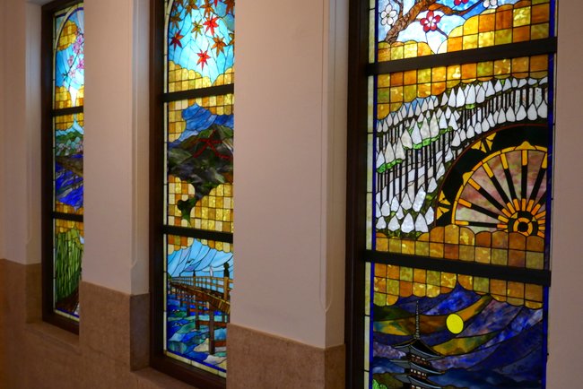 京都市役所のステンドグラス | TabiKen -旅とビルと建築と-