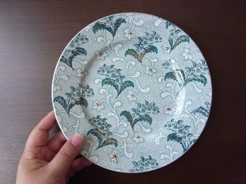 クレイユモントロー すずらんのお皿 アンティーク - テーブルB