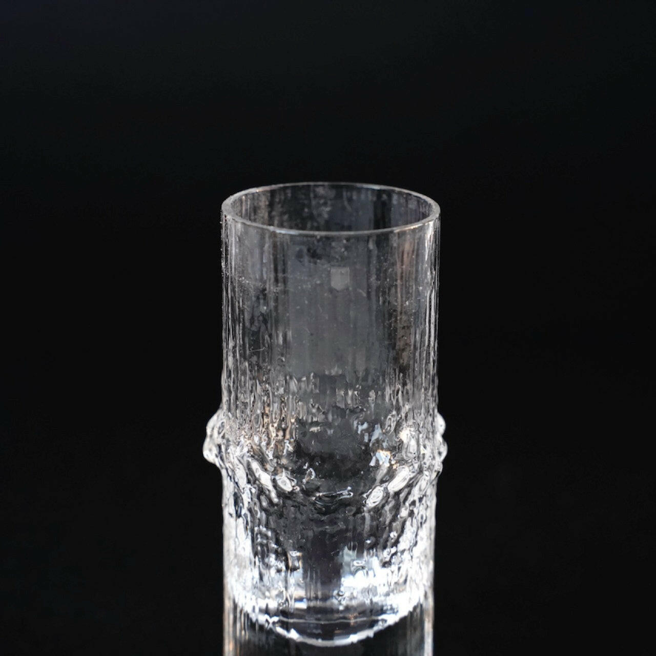 イッタラ タピオ・ヴィルカラ ニヴァ（Niva） 細長ショットグラス