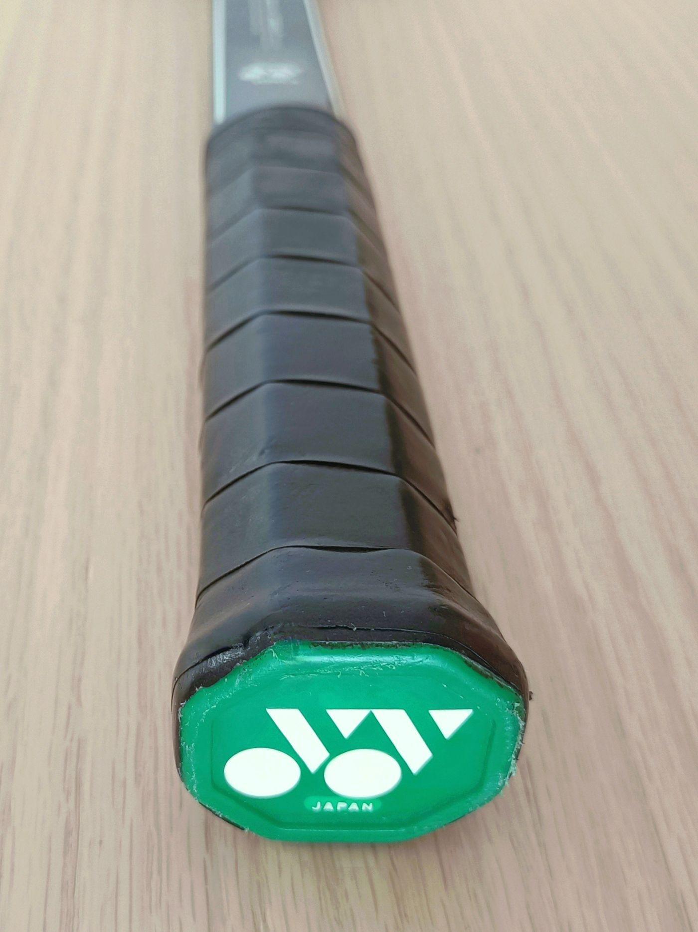 Yonex CAB2 Carbonex 2 Billie Jean King Special (Negra) - Tennis Sauce