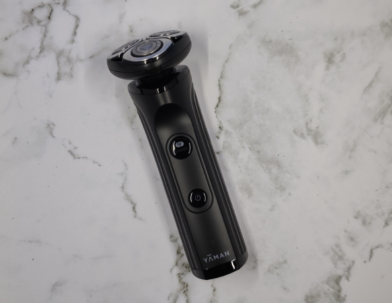 Ya-Man Hot Shave Heated Electric Shaver review - a unique electric