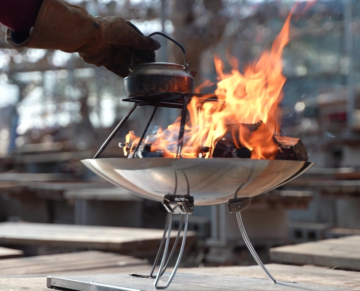 サラマンダーの檻 - FIRE BANK | ファイアバンク