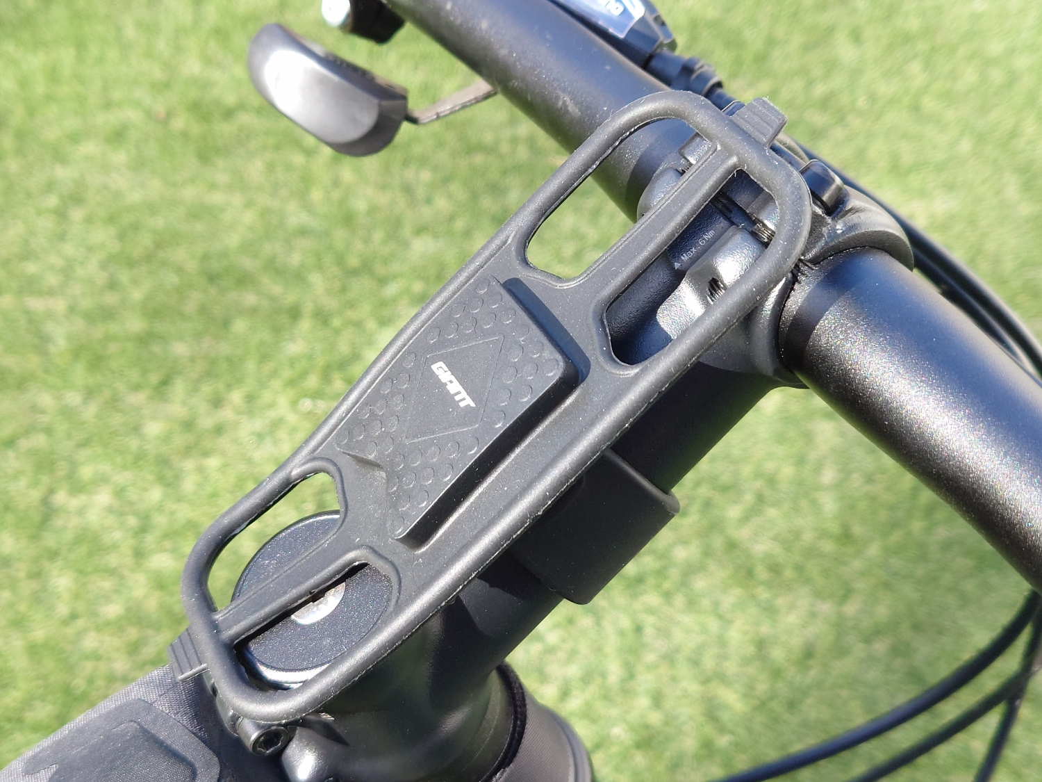 GIANT ESCAPE ジャイアント エスケープ 通勤通学、街乗りに大活躍する