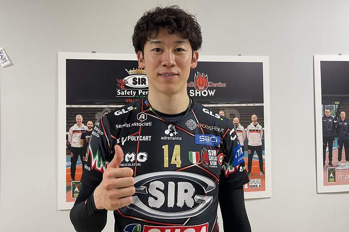 石川祐希、出だし好調も守備で精彩欠き途中交代の厳しさ…ペルージャは