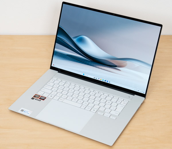 ASUS Zenbook S 16 UM5606WAの実機レビュー - the比較