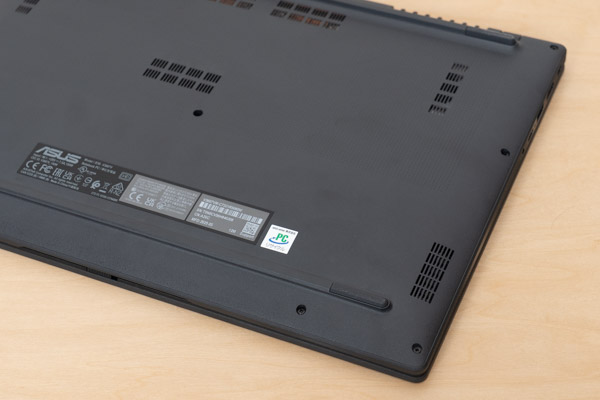 ASUS Gaming V16 V3607VM（2025）の実機レビュー - 最安クラスのRTX50
