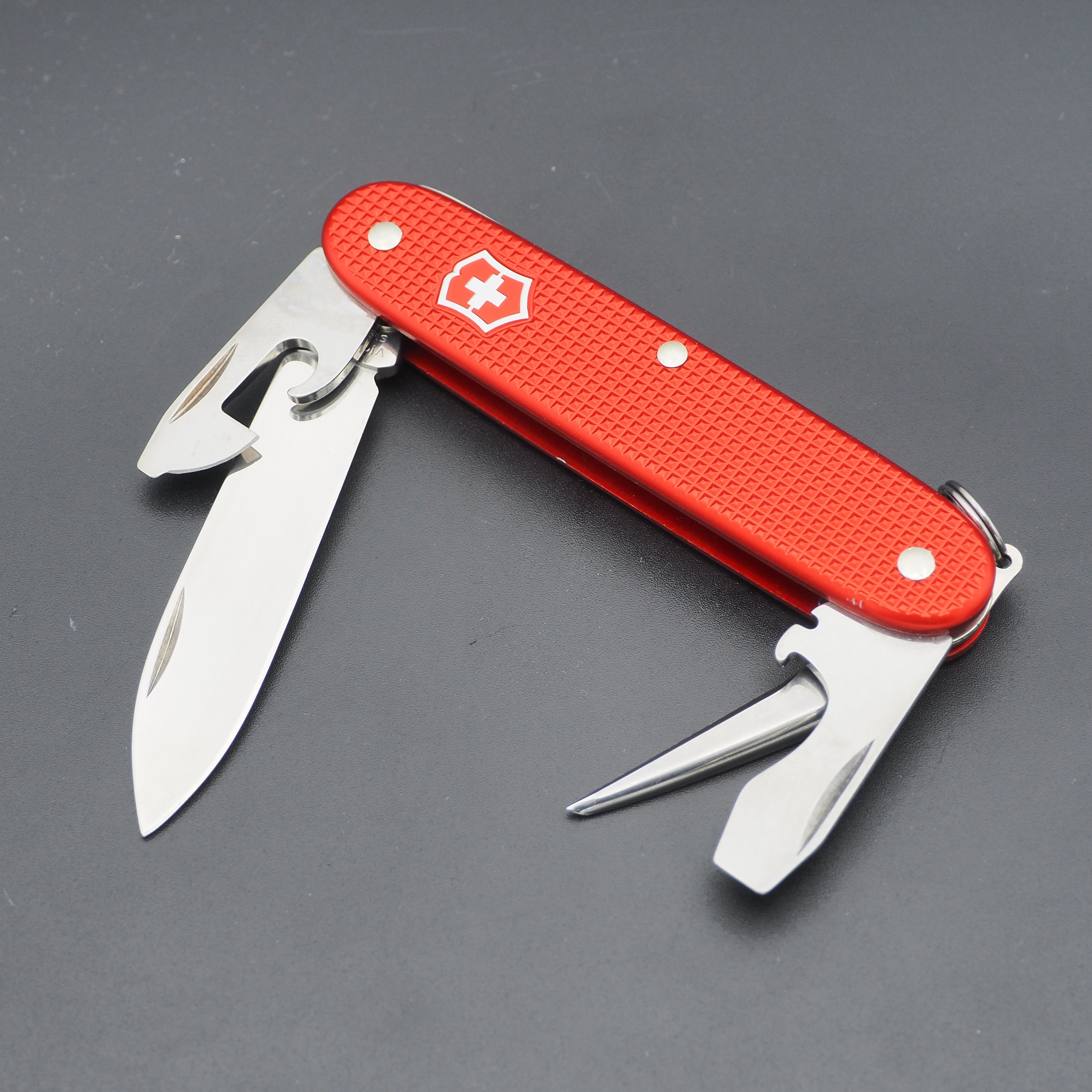 Victorinox Alox Limited Edition 2018 Pioneer 93mm Berry Red