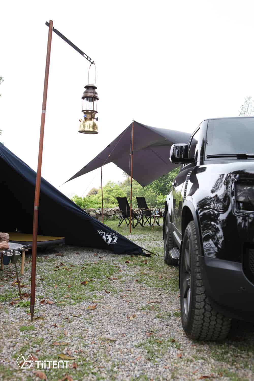 ウッドキャンプランタンスタンド - TiiTENT