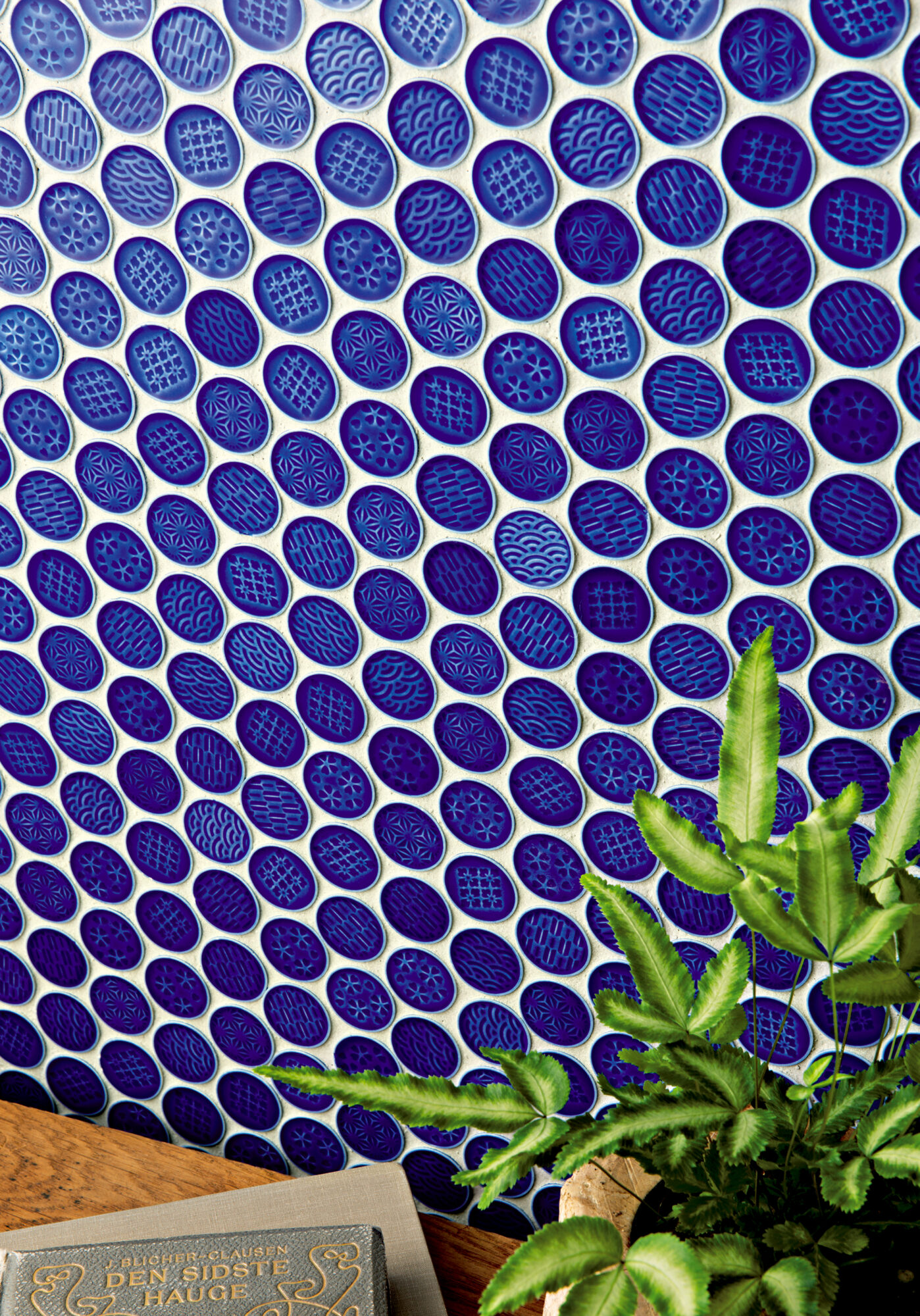 JP-BL | Hi-Ceramics | Hi-Ceramics | tiles by HiRATA TILE | 新築