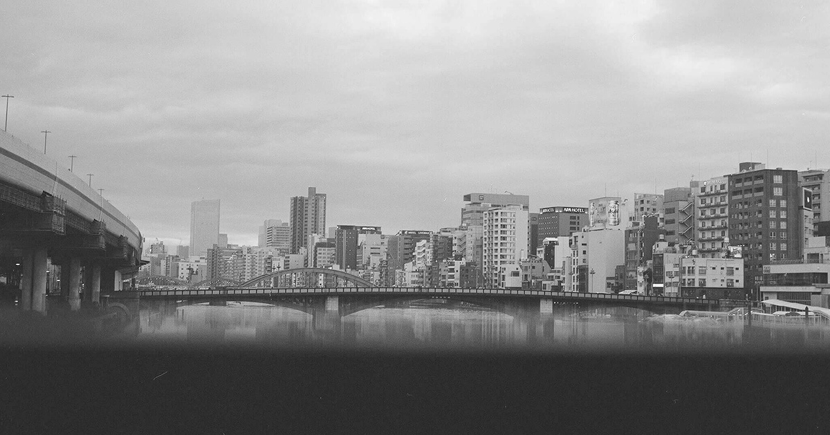 Minolta AUTOCORD 作例｜二眼レフで歩く東京｜LomoChrome Color '92と