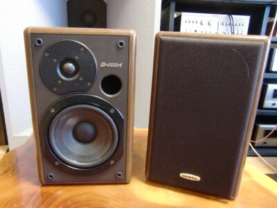 ONKYO スピーカー D-202A 手の込んだ内部の紹介｜tone qualityスペック