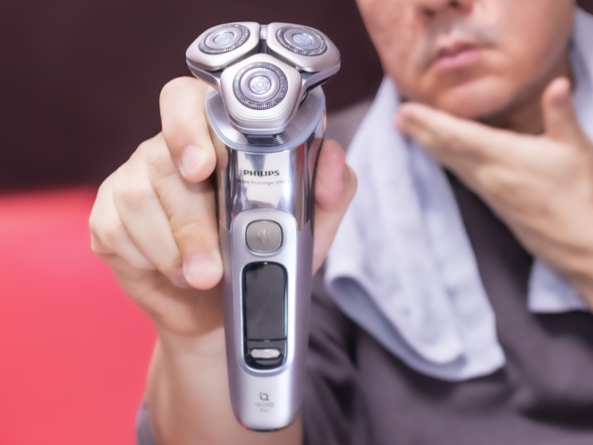 敏感肌でも深剃りできる『フィリップス i9000プレステージ ウルトラ