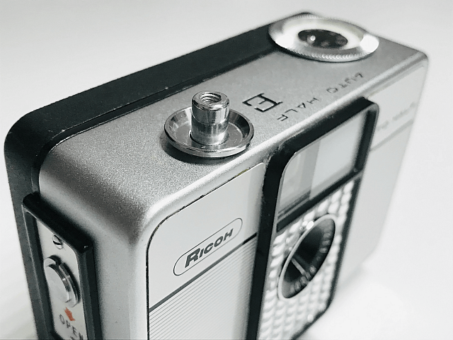 リコーオートハーフEのカメラ修理 | 東京カメラリペア