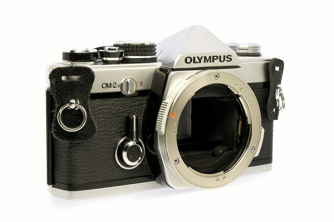 OLYMPUS OM-2Nのフィルムカメラ修理 | 東京カメラリペア