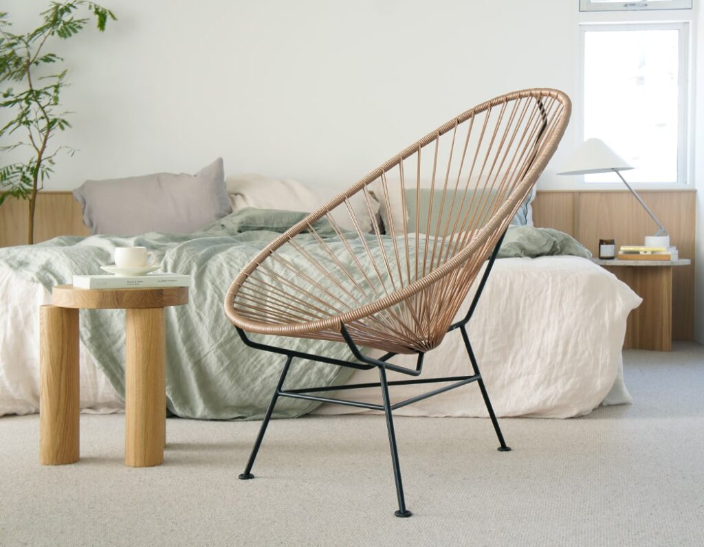 2022年限定カラーのアカプルコチェアで夏の準備を - METROCS Tokyo