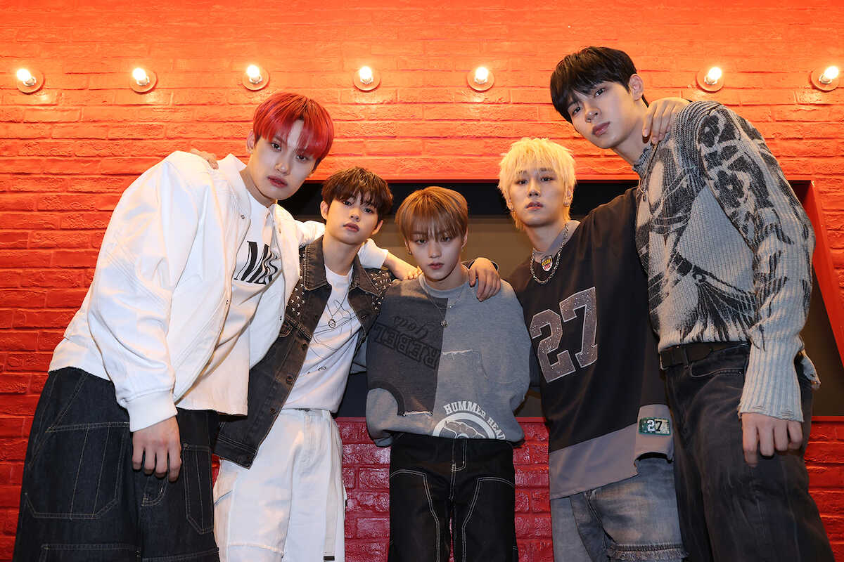 プレゼント】TIOTの直筆サイン入りチェキを6人に! | 推しが見つかる