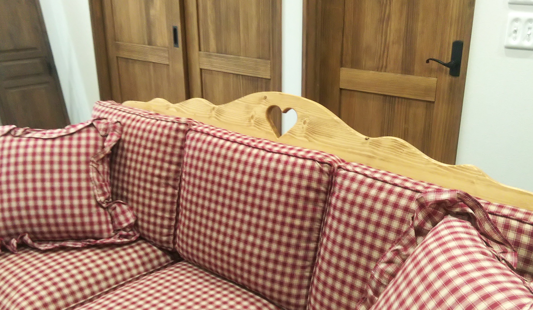 赤チェックとハート。 – 嶝野家具