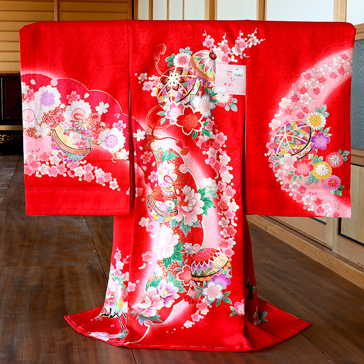 楽天市場】お宮参り 女の子 初着 産着 手鞠に花鈴 赤色 正絹 一つ身 桜