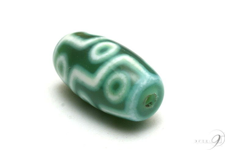 楽天市場】【現物限り一点物】緑 老玉髄 九眼天珠 約19mm×10mm 成功運