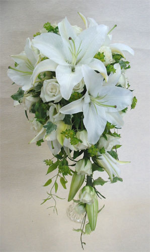 楽天市場】ウエディングブーケ/ブライダルブーケ/ユリ＆バラ