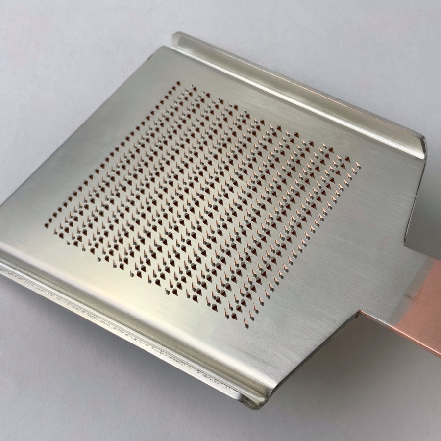 楽天市場】【在庫あり】(おまけ付) 銅おろし金 平型6号 両面刃 /6番