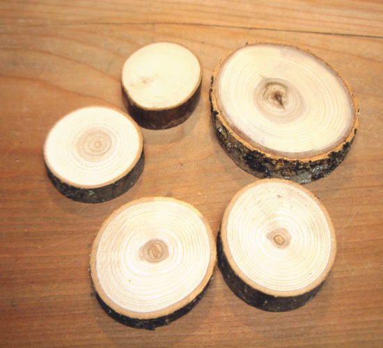 楽天市場】丸太の輪切り 皮付き 5個セット（直径約7センチ以下×5