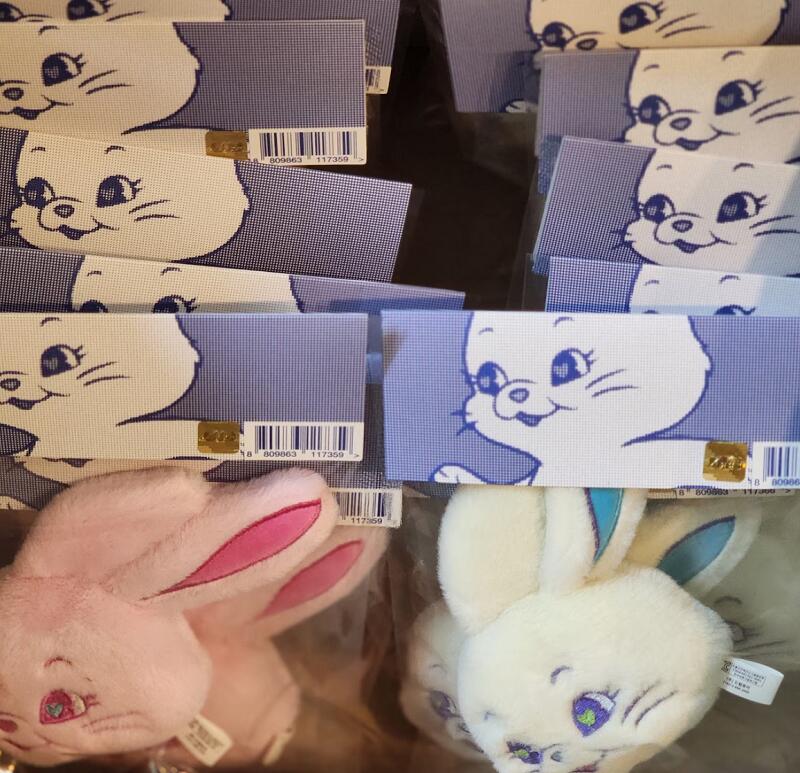 楽天市場】NewJeans TOKKI Merch VER.2 Fluffy Keyring NewJeans