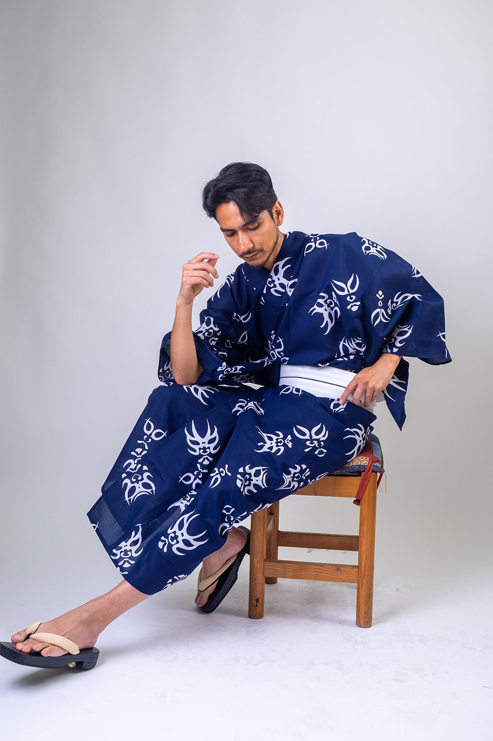楽天市場】男浴衣セット 日本製高級生地 男らしい古典柄 伝統的な紺白
