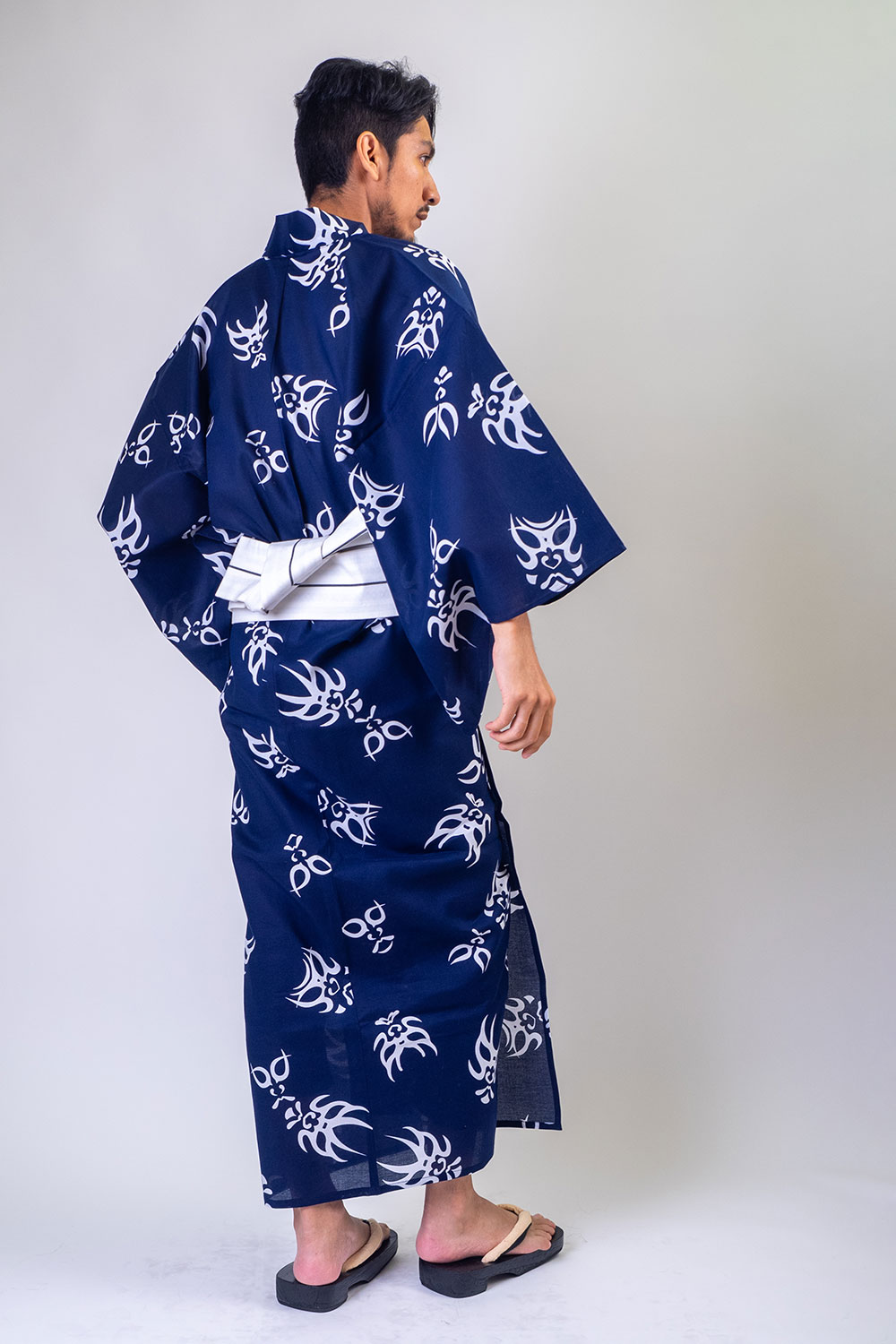 楽天市場】男浴衣セット 日本製高級生地 男らしい古典柄 伝統的な紺白
