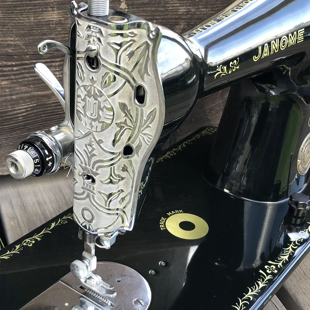 楽天市場】【中古】【超美品】革から布まで、オールマイティに使える