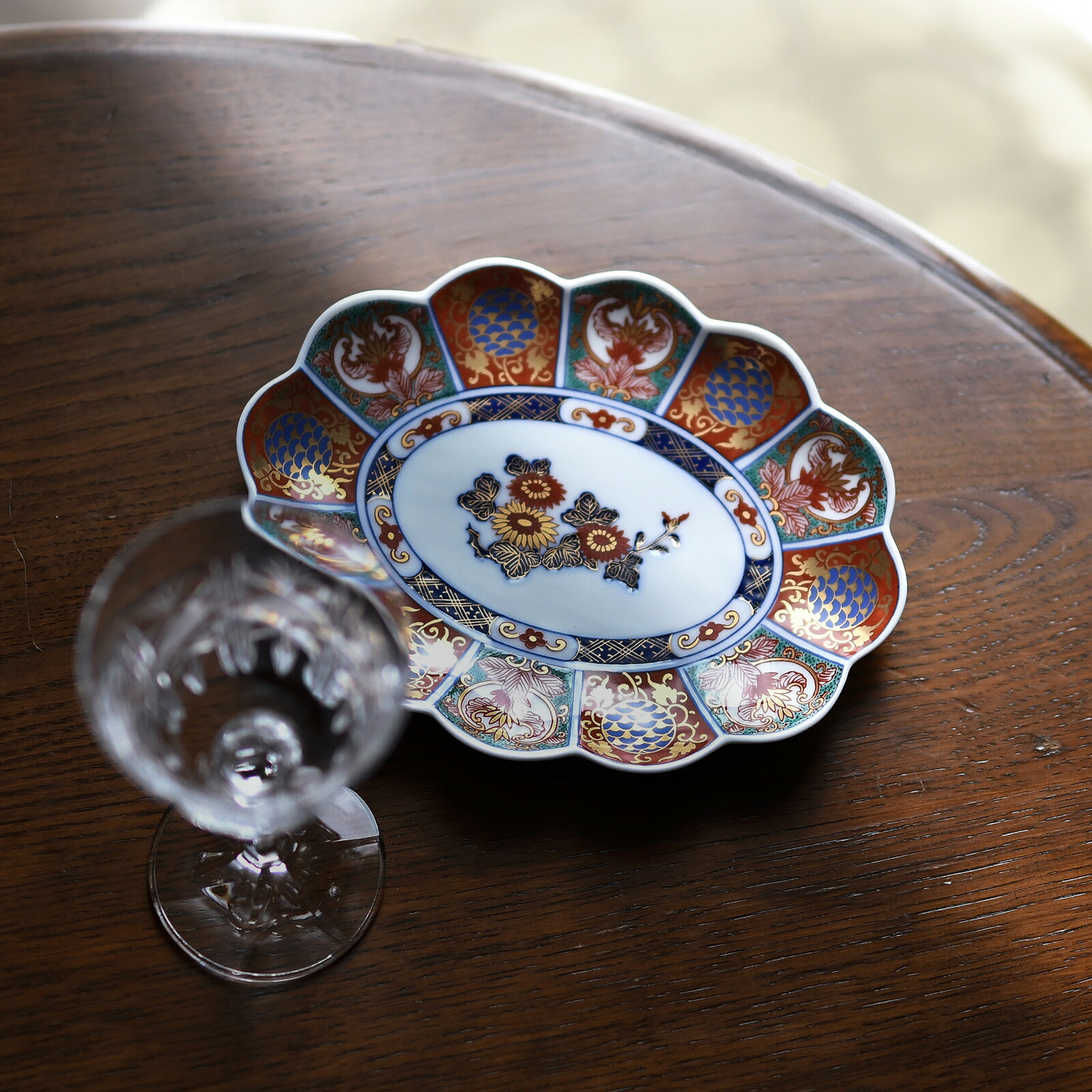 楽天市場】金彩 間取 菊紋 19cm 楕円皿 波佐見焼き 石丸陶芸 林九郎窯