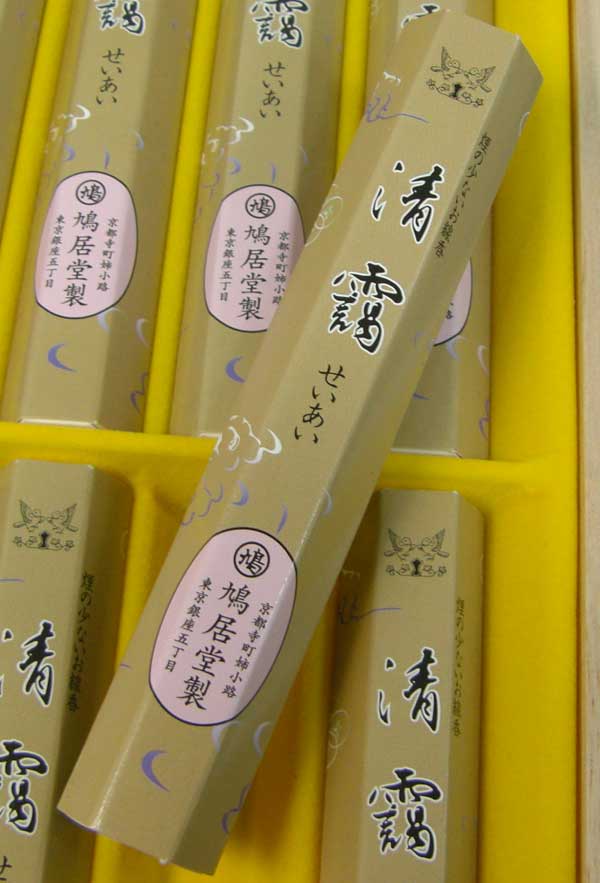 楽天市場】鳩居堂 お線香 清靄（せいあい）116 8把入り お香 白檀の