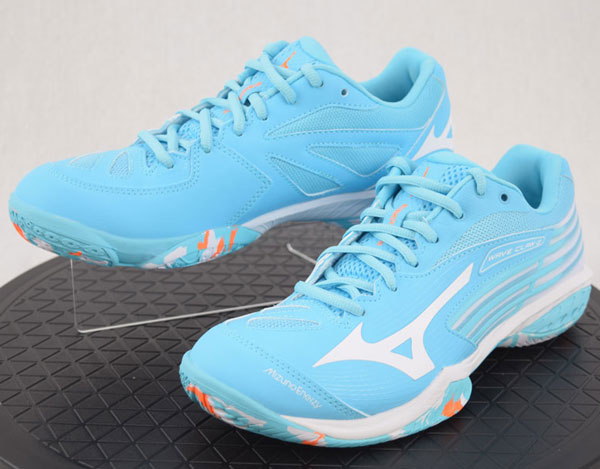 楽天市場】ミズノ 【MIZUNO】 バドミントンシューズ ウエーブクロー 2