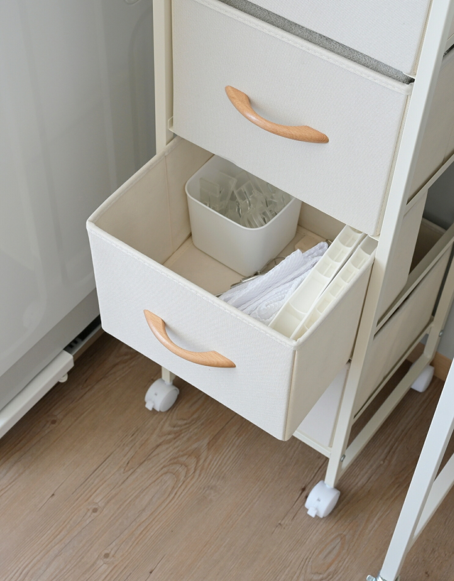 楽天市場】スリム チェスト キャスター付き 4段 幅31 奥行29 高さ104cm