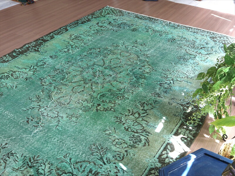 トルコ ヴィンテージラグ 鳥と花 カーキグリーン縁取り トルコ