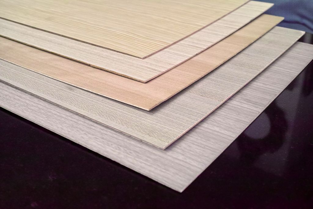 楽天市場】＼1枚からお届け／ 突板 マホガニー 縮み杢【無塗装】ベニヤ