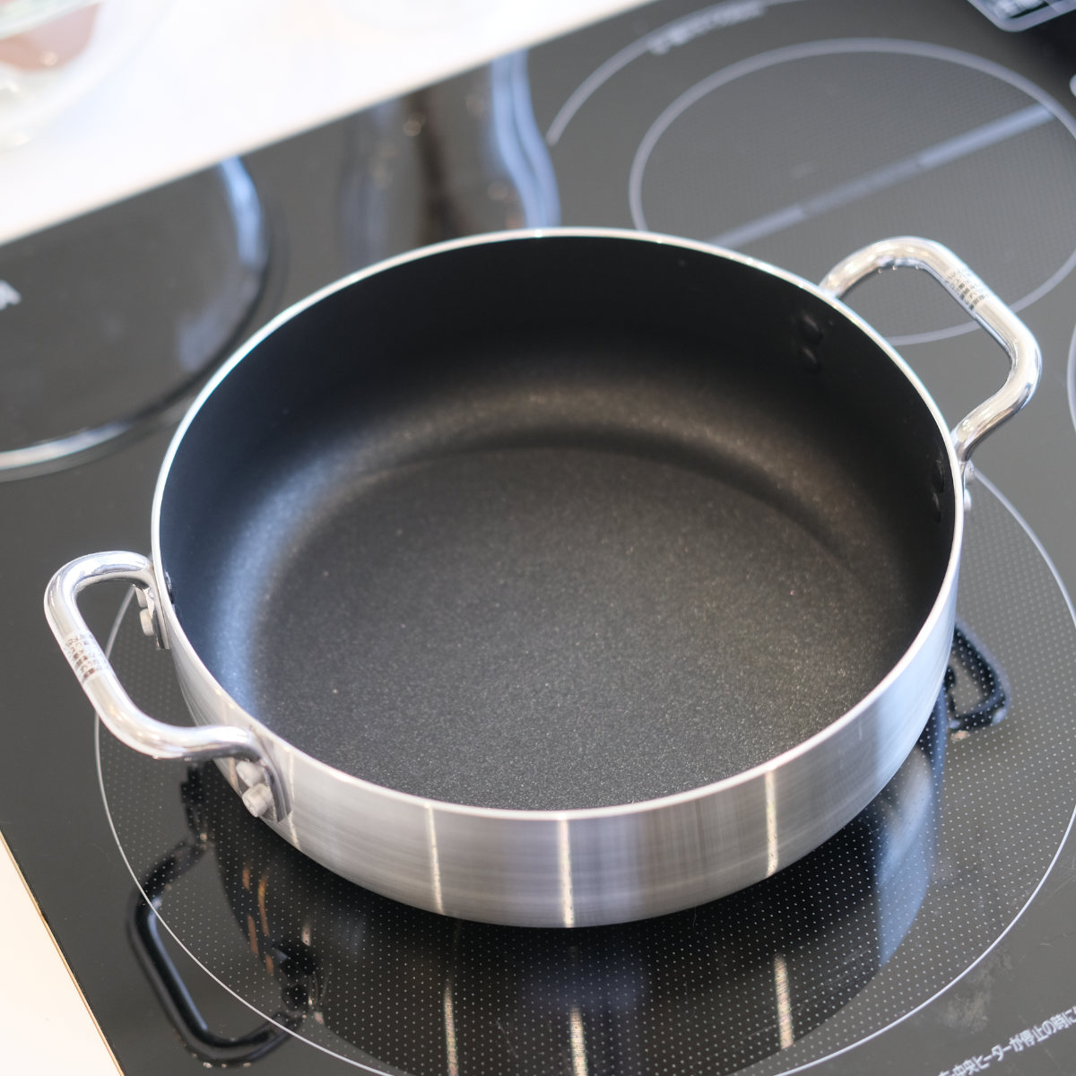 楽天市場】両手鍋 20cm IH対応 オーブンにも使える卓上鍋 （ ガス火