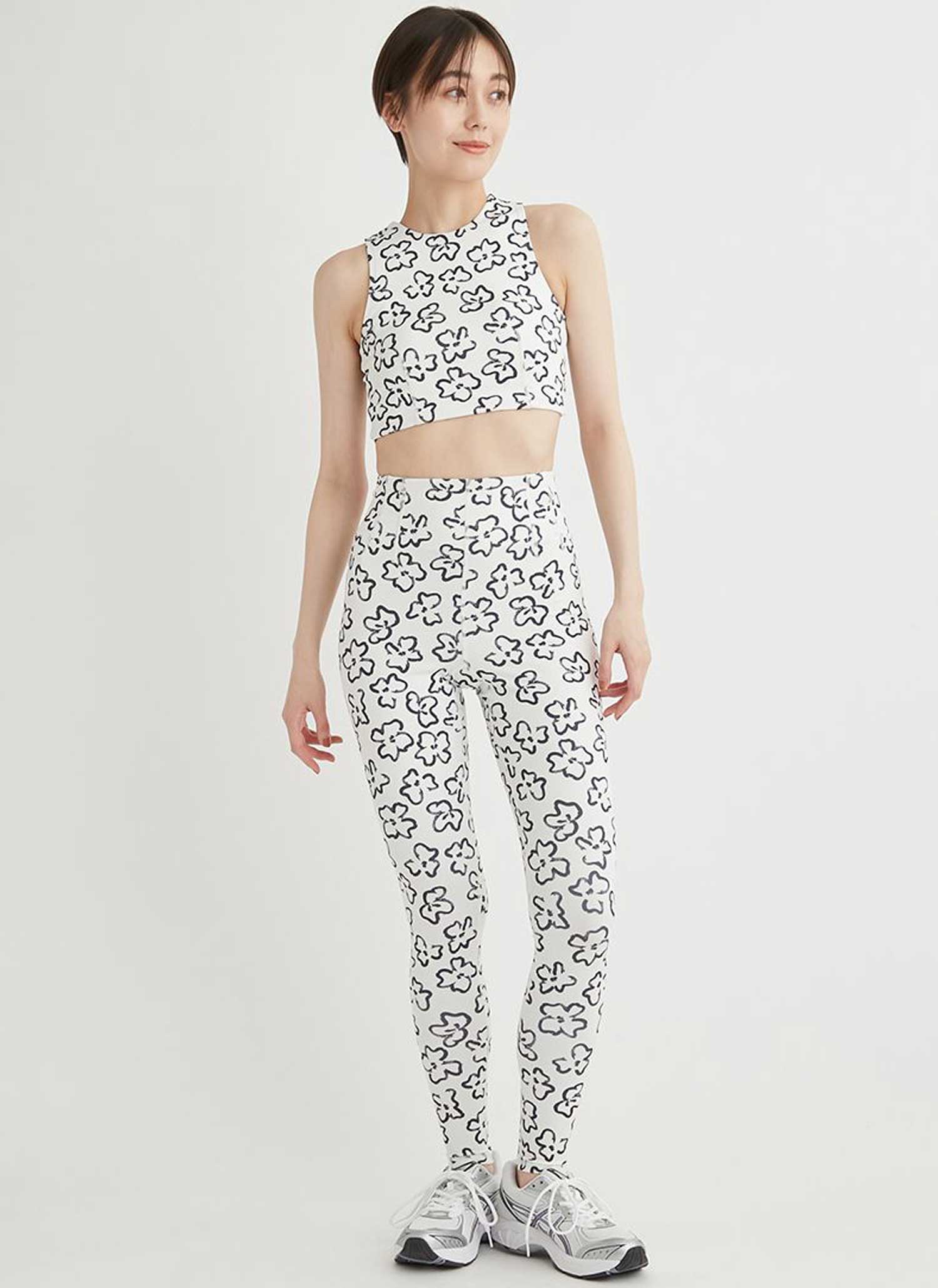 楽天市場】＼エントリーでP5倍／【5%OFF】エミ ヨガウェア emmi