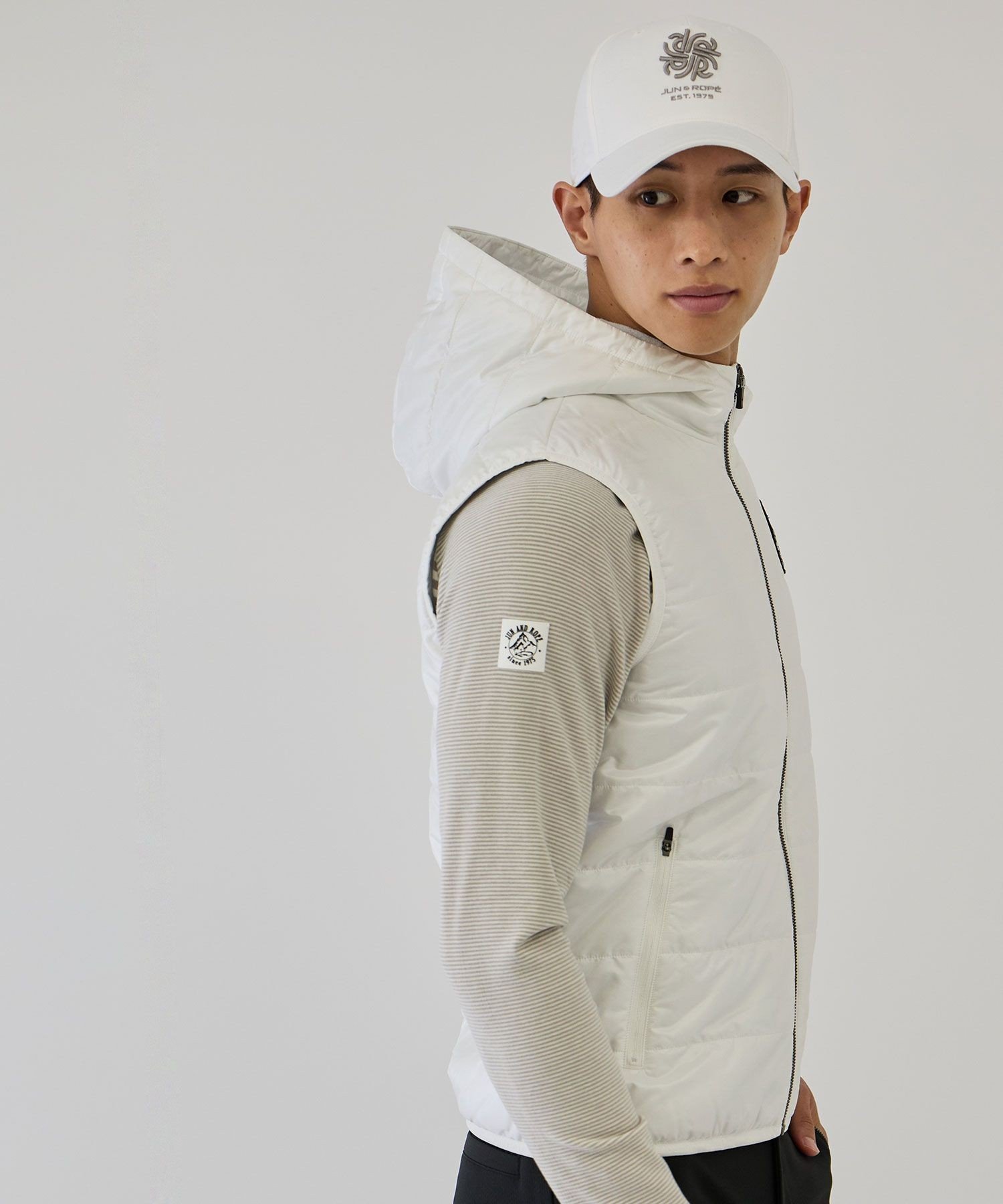 JUN&ROPE'｜タフタ中わた入りベスト/撥水・軽量 | Rakuten Fashion