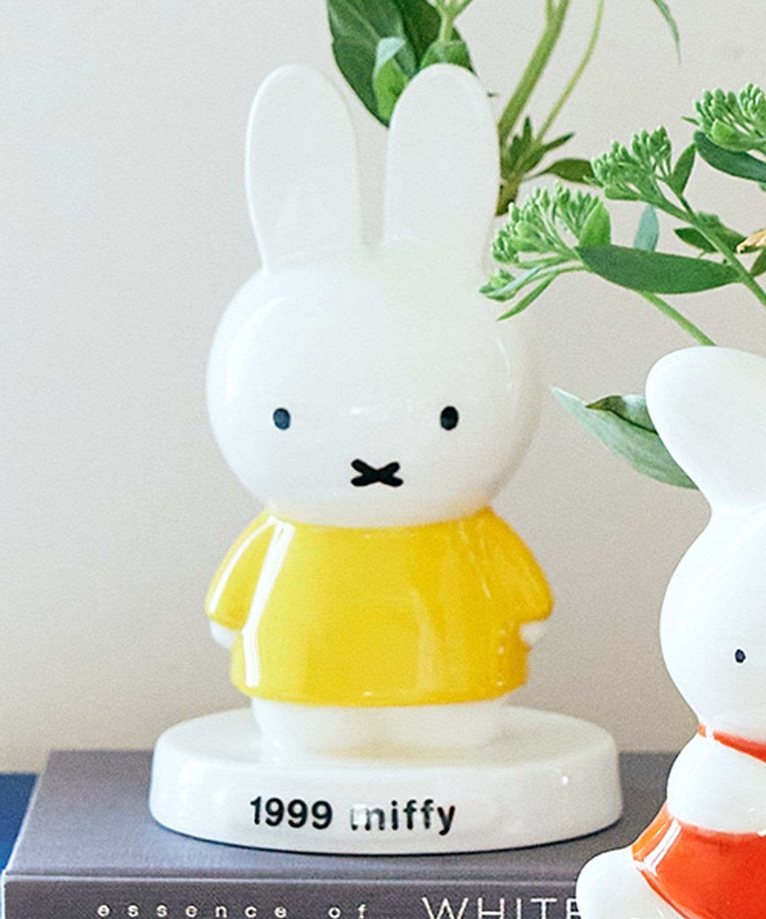 studio CLIP｜陶器ミニフラワーベース[Dick Brunaコラボ] | Rakuten