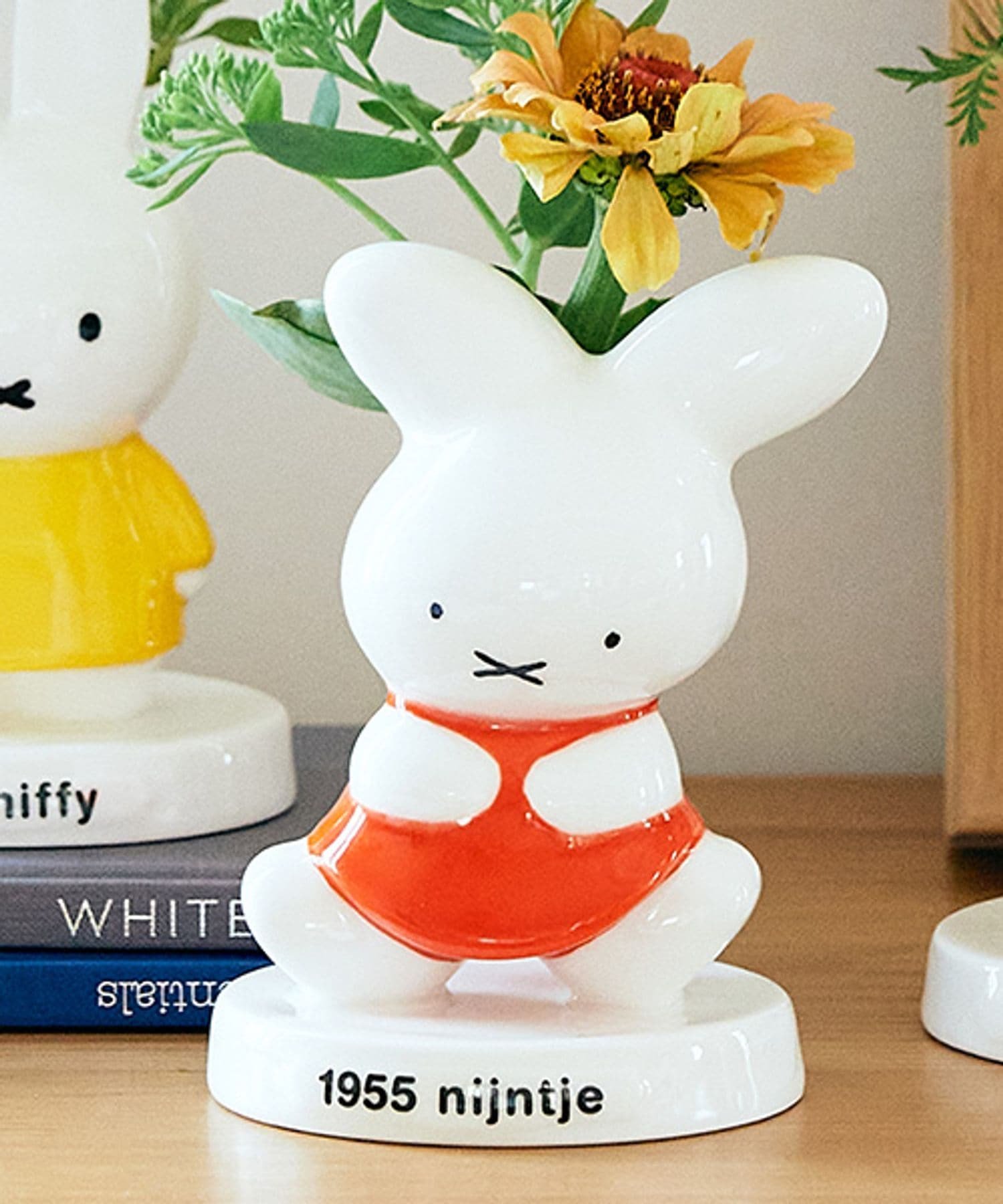 studio CLIP｜陶器ミニフラワーベース[Dick Brunaコラボ] | Rakuten