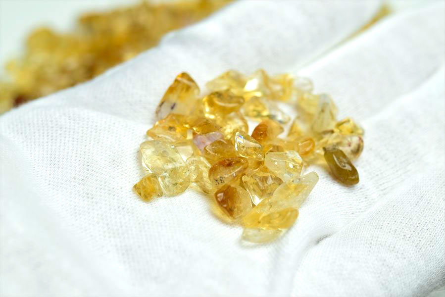 楽天市場】天然 非加熱 シトリン 黄水晶 さざれ【100g】個数限定